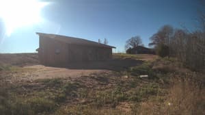 Currently viewing photo